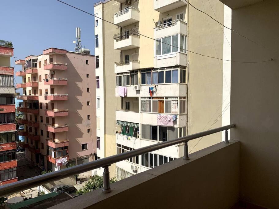 Family Friendly 2-bedroom In :) *