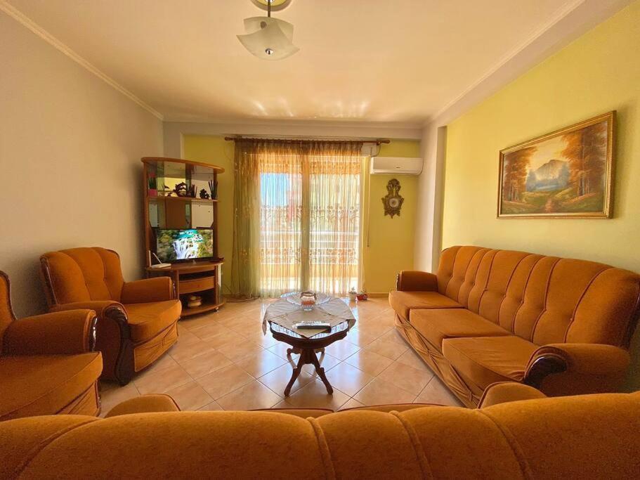 Leilighet Family Friendly 2-bedroom In :)