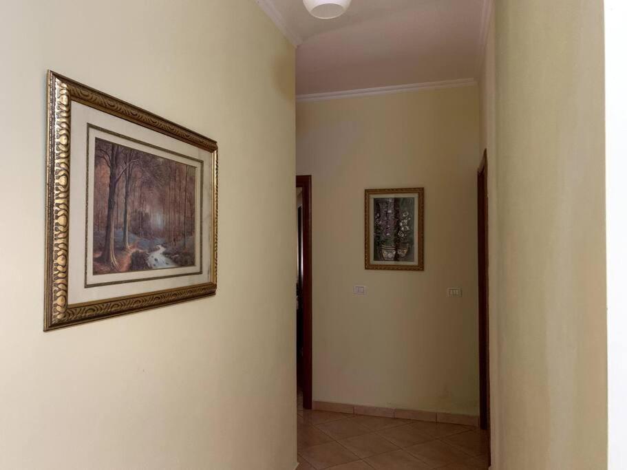 Family Friendly 2-bedroom In :) Leilighet Durrës